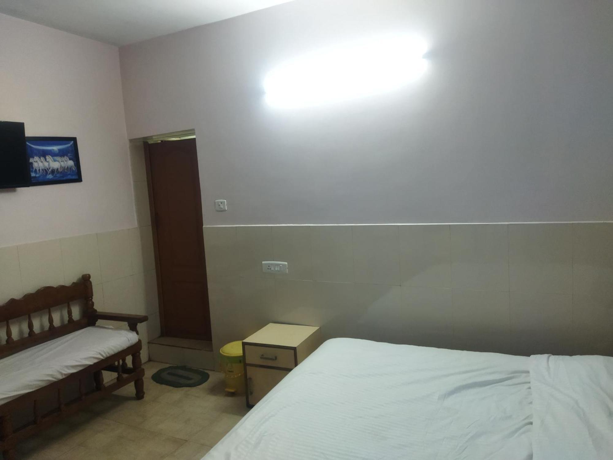 Hp Hotel - Hotel Pentoz Ooty Ngoại thất bức ảnh